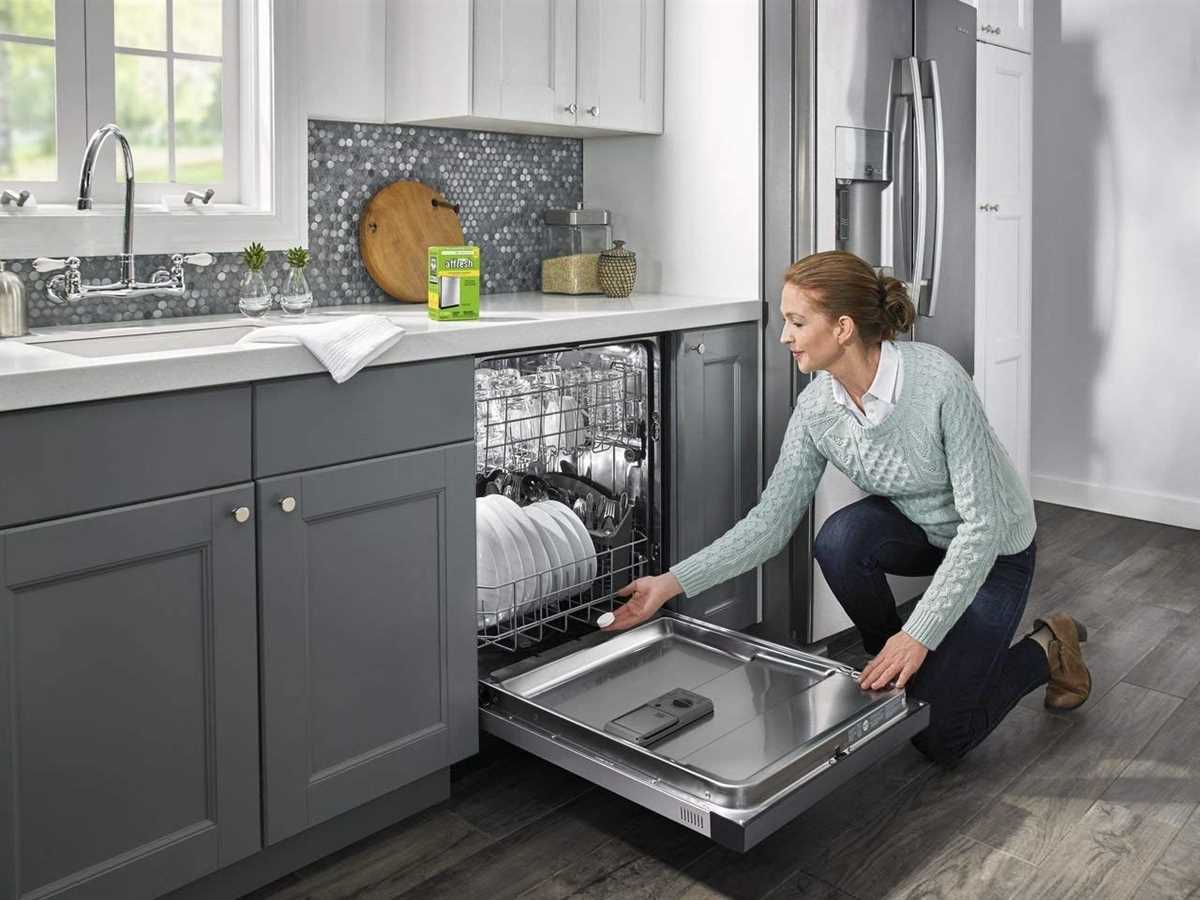 Space-saving dishwashers with optimal performance