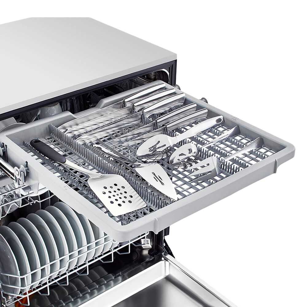 Factors to Consider When Choosing a Dishwasher with 3rd Rack