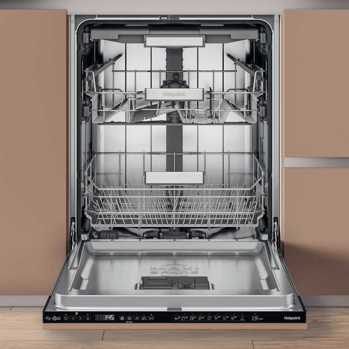 Hotpoint Ultimate Clean Dishwasher