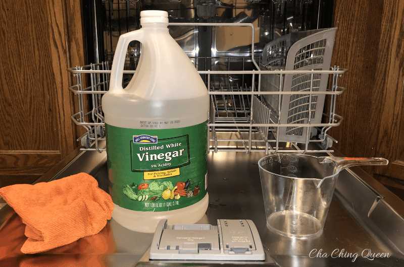 Different Types of Vinegar for Cleaning Dishwasher