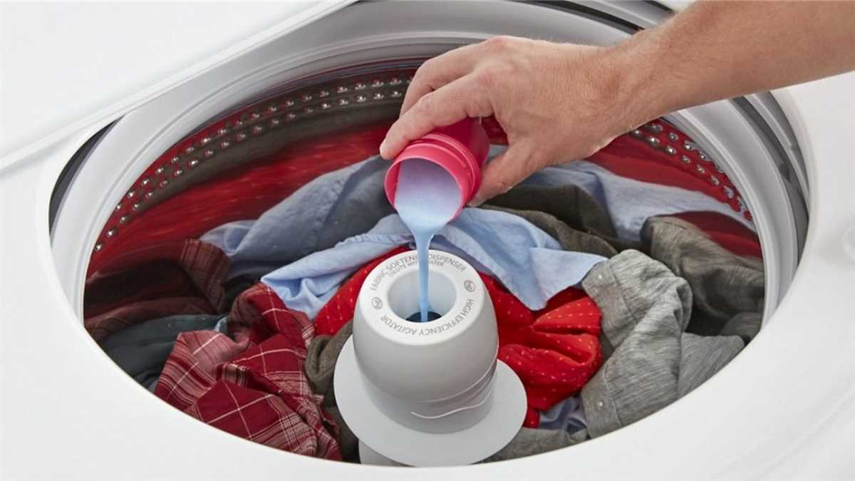 Precautions for Pouring Detergent Directly on Clothes