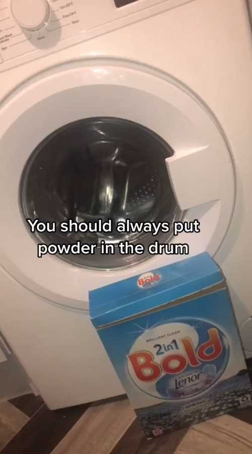 Common Mistakes When Putting Washing Powder in the Drum