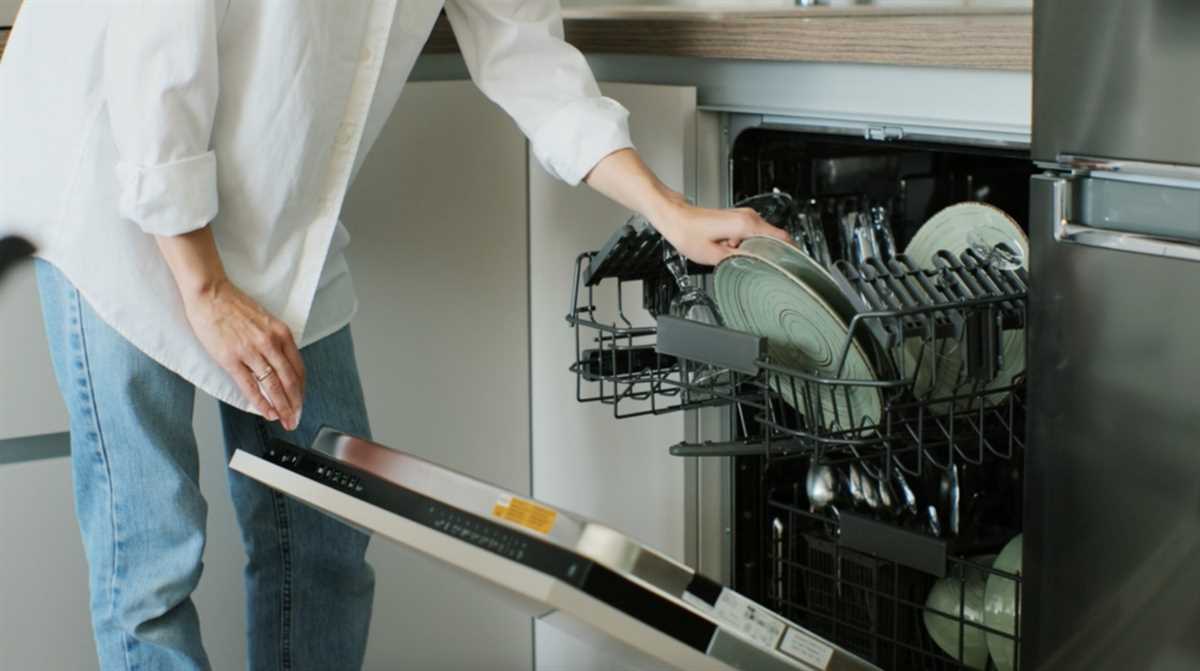 Step-by-Step Guide: How to Clean Your Dishwasher