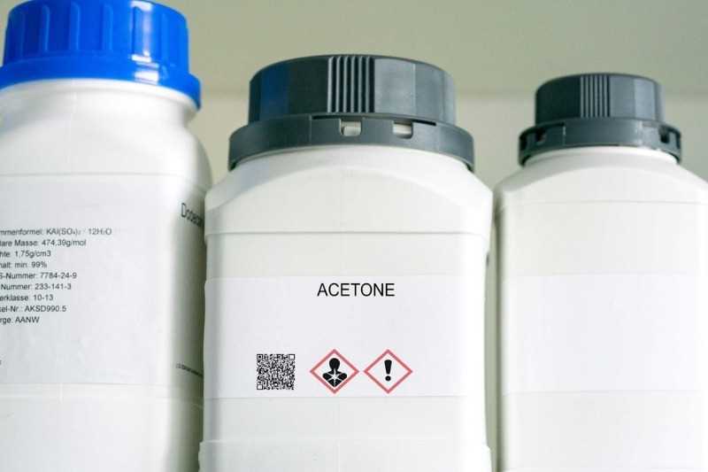 The Future of Cleaning with Acetone: Innovations and Sustainable Practices