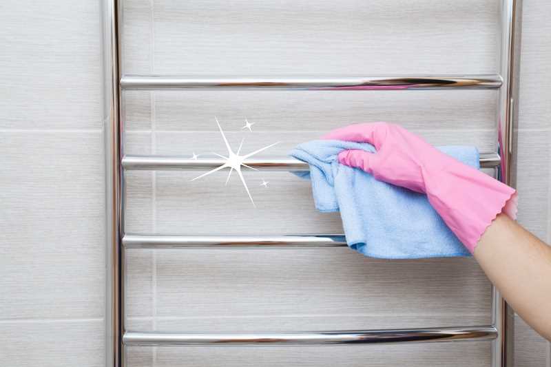 Remove Stubborn Stains with Vinegar