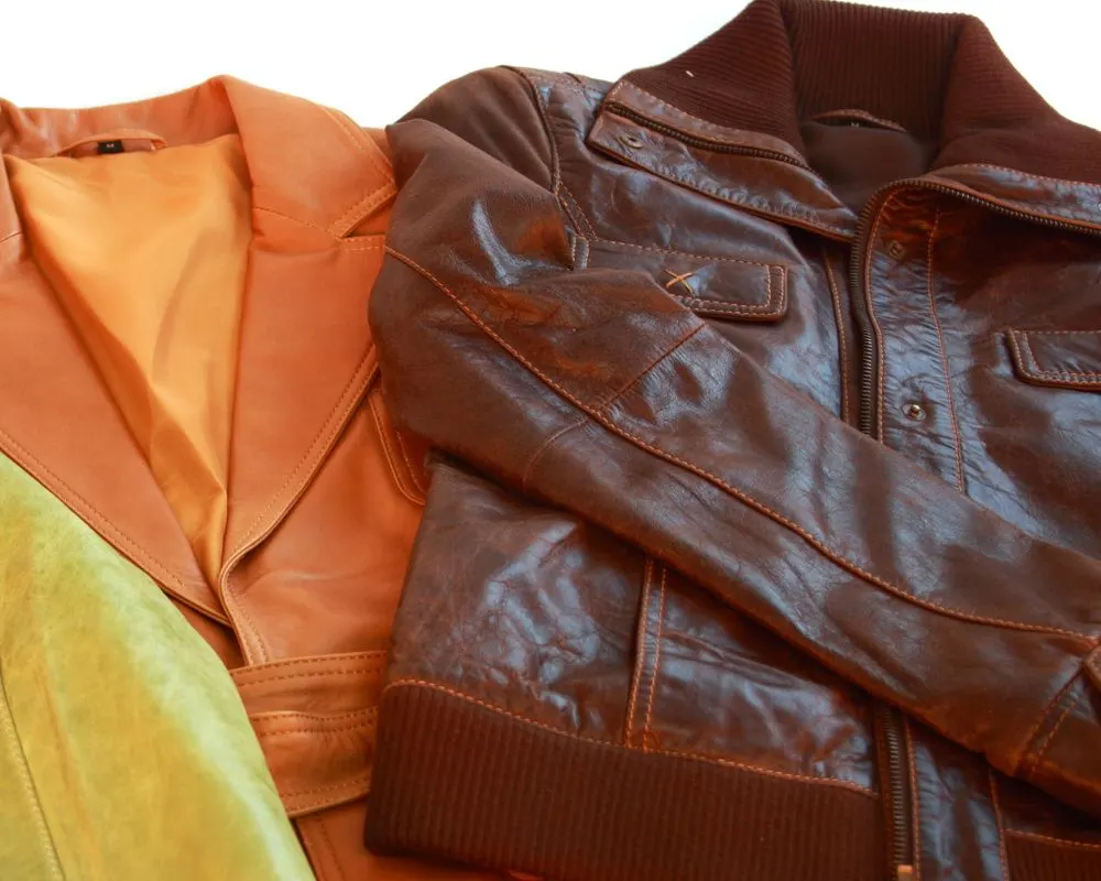 Expert guide on how to clean a leather jacket effectively