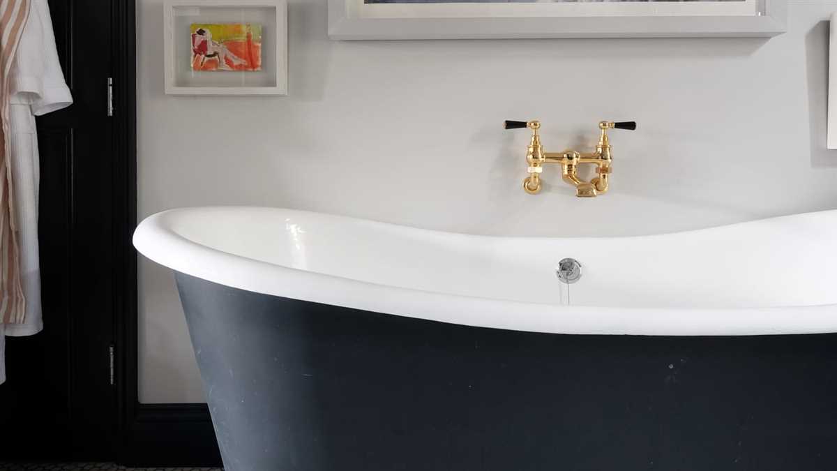 Step-by-Step Guide: How to Clean an Enamel Bath with T-Cut
