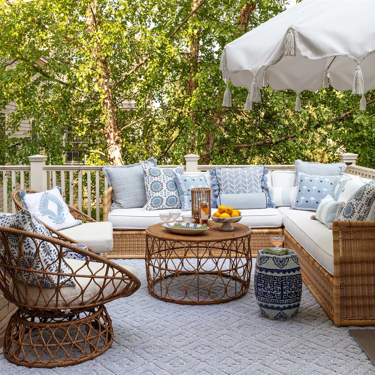 Why Use Vinegar for Cleaning Patio Furniture