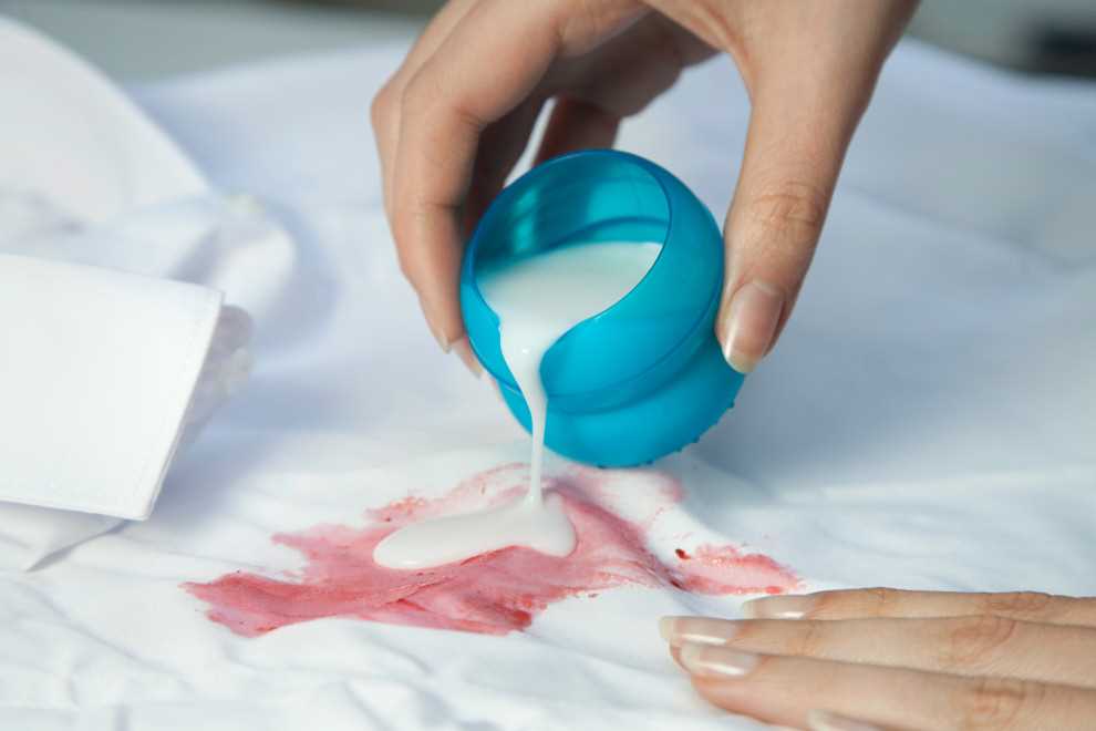 Top 10 Methods for Removing Fabric Softener Buildup from Clothing