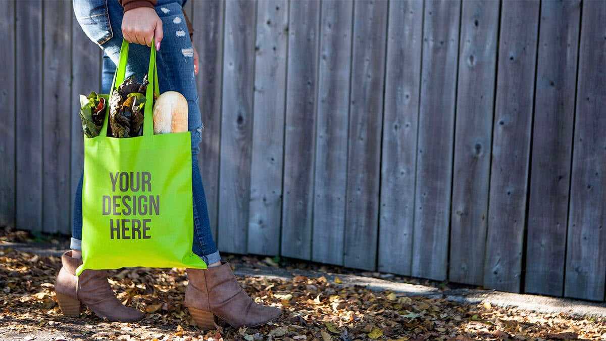 Hand Washing the Tote Bag