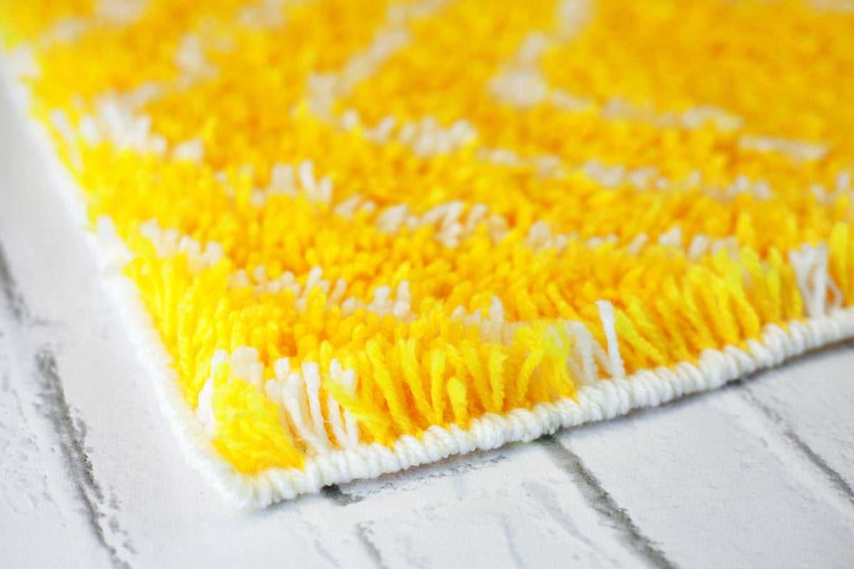 1. Hang the bath mats