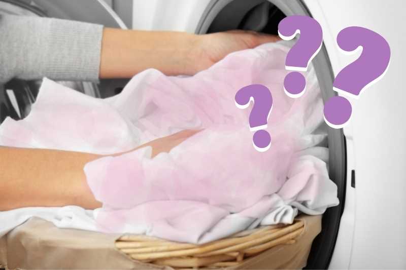 Common mistakes causing white clothes to turn pink